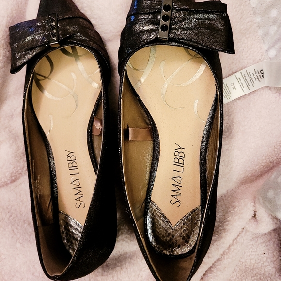 Size 7 Black Metallic Flats with Studs! - Picture 6 of 8